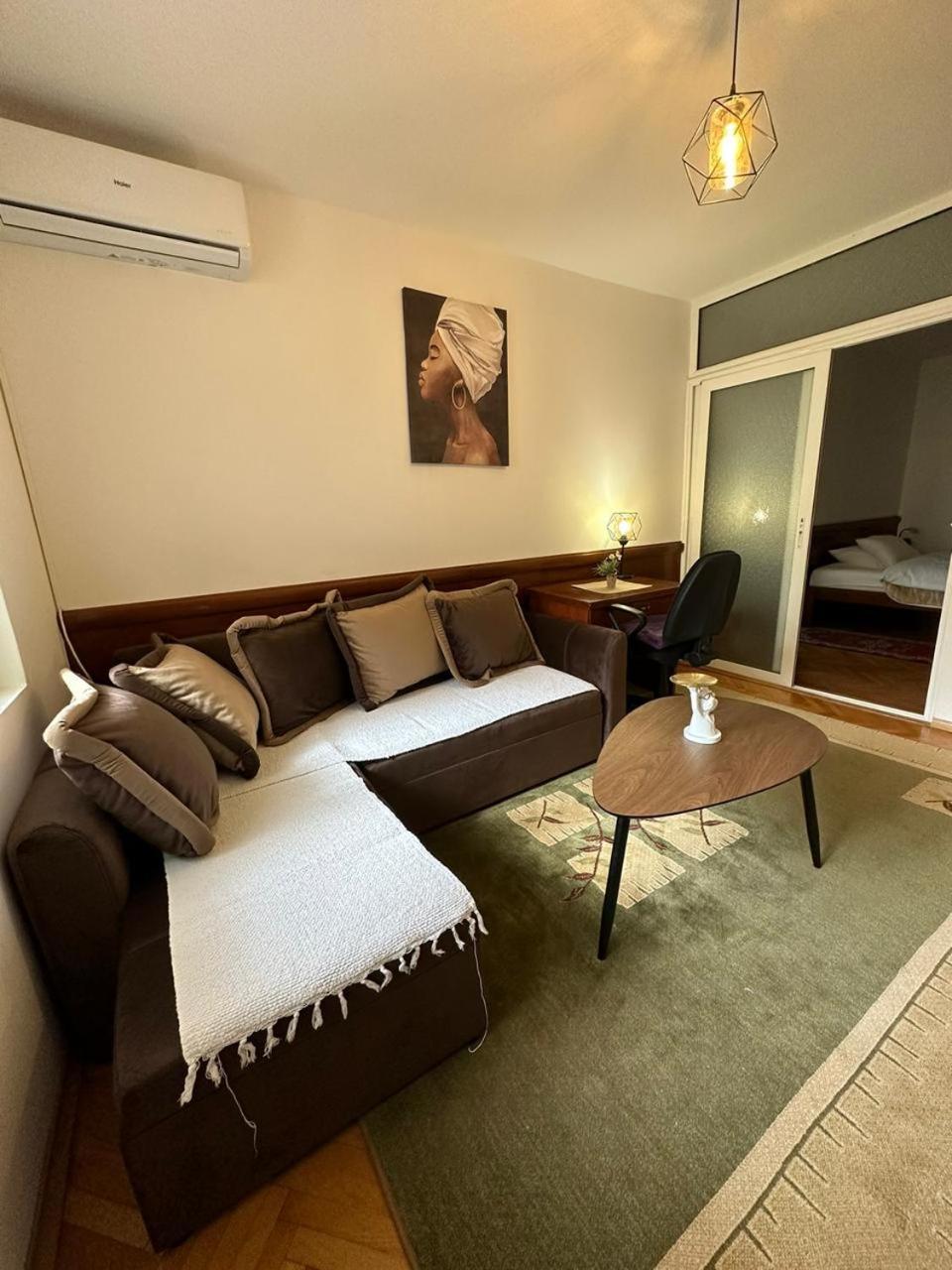 Appartement App4 *